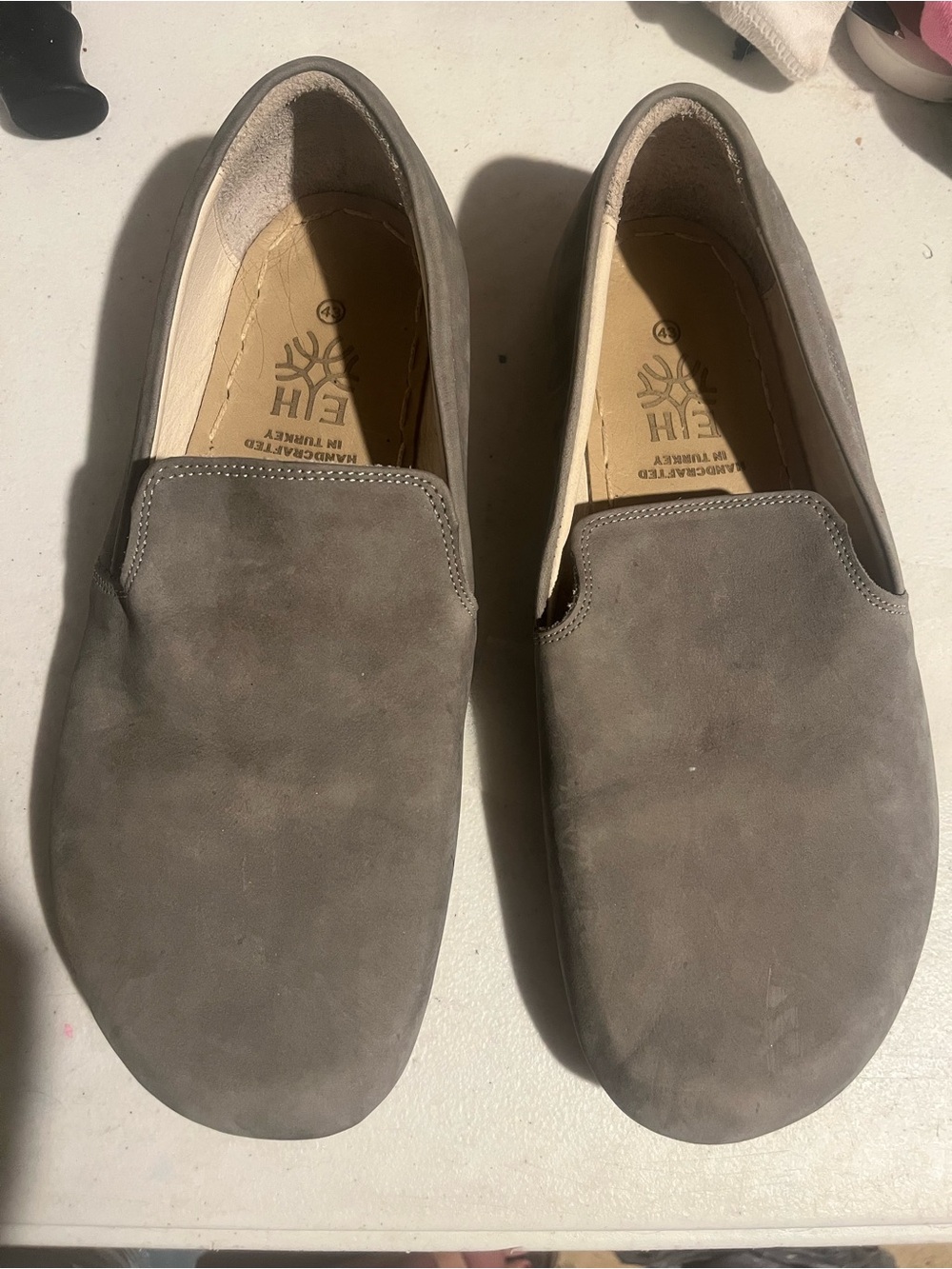 Earthing. Harmony woman 's Slip-On Suede Loafers in Gray - Picture 5 of 6